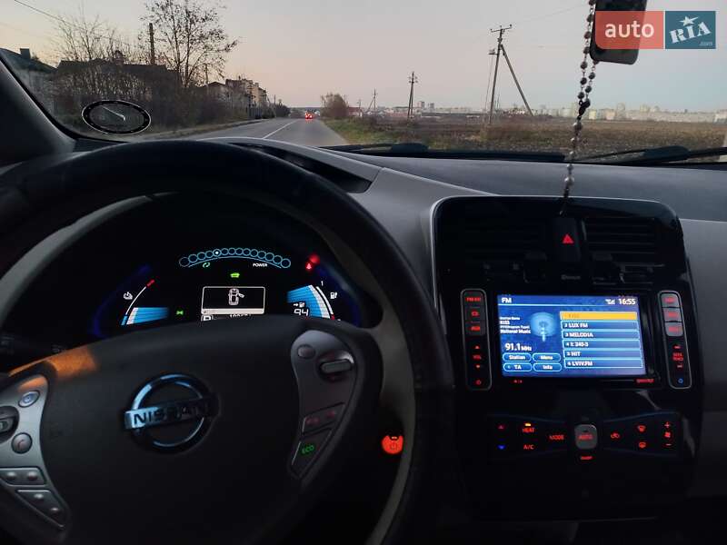 Хэтчбек Nissan Leaf 2013 в Львове фото 8 Хэтчбек Nissan Leaf 2013 в Львове