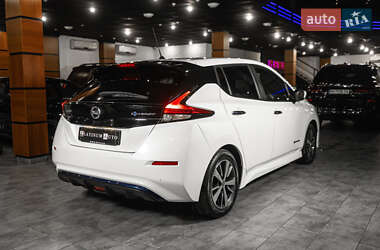 Хэтчбек Nissan Leaf 2018 в Одессе