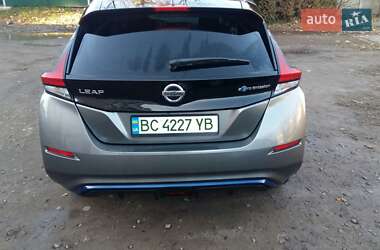 Хэтчбек Nissan Leaf 2019 в Львове