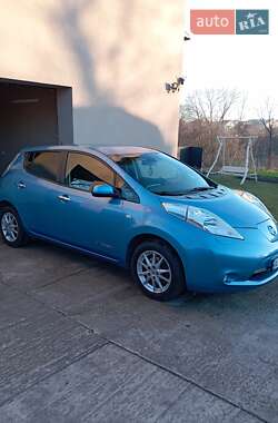 Хэтчбек Nissan Leaf 2013 в Ивано-Франковске