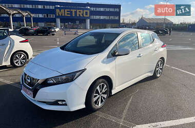 Хэтчбек Nissan Leaf 2019 в Киеве