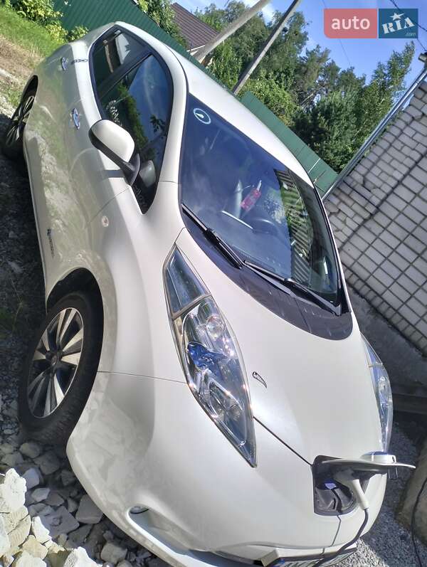 Nissan Leaf 2015