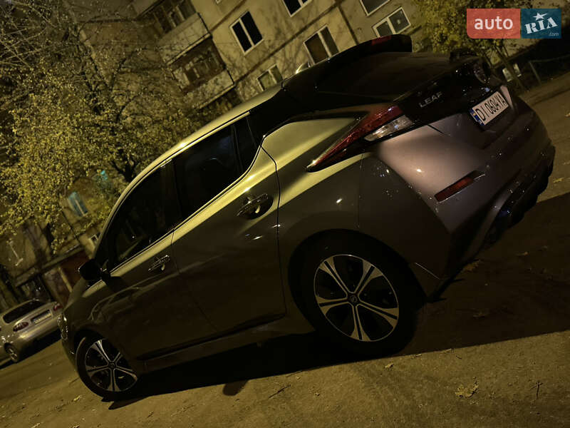 Хэтчбек Nissan Leaf 2021 в Харькове