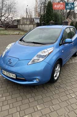 Хэтчбек Nissan Leaf 2011 в Ровно