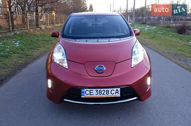 Хэтчбек Nissan Leaf 2014 в Черновцах