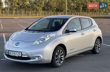 Хэтчбек Nissan Leaf 2014 в Днепре