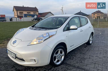 Хетчбек Nissan Leaf 2013 в Чернівцях