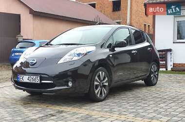 Хэтчбек Nissan Leaf 2017 в Львове