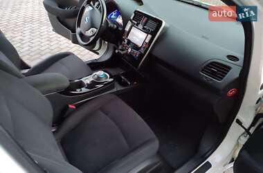 Хэтчбек Nissan Leaf 2014 в Львове