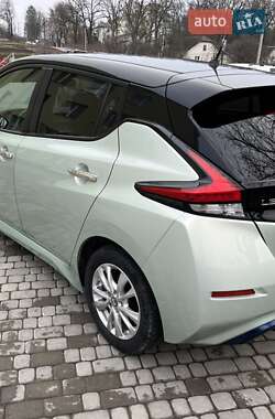 Хэтчбек Nissan Leaf 2018 в Тернополе