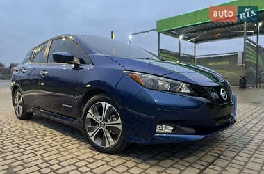 NISSAN LEAF 2018