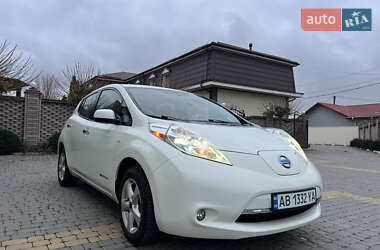 Хетчбек Nissan Leaf 2011 в Тульчині