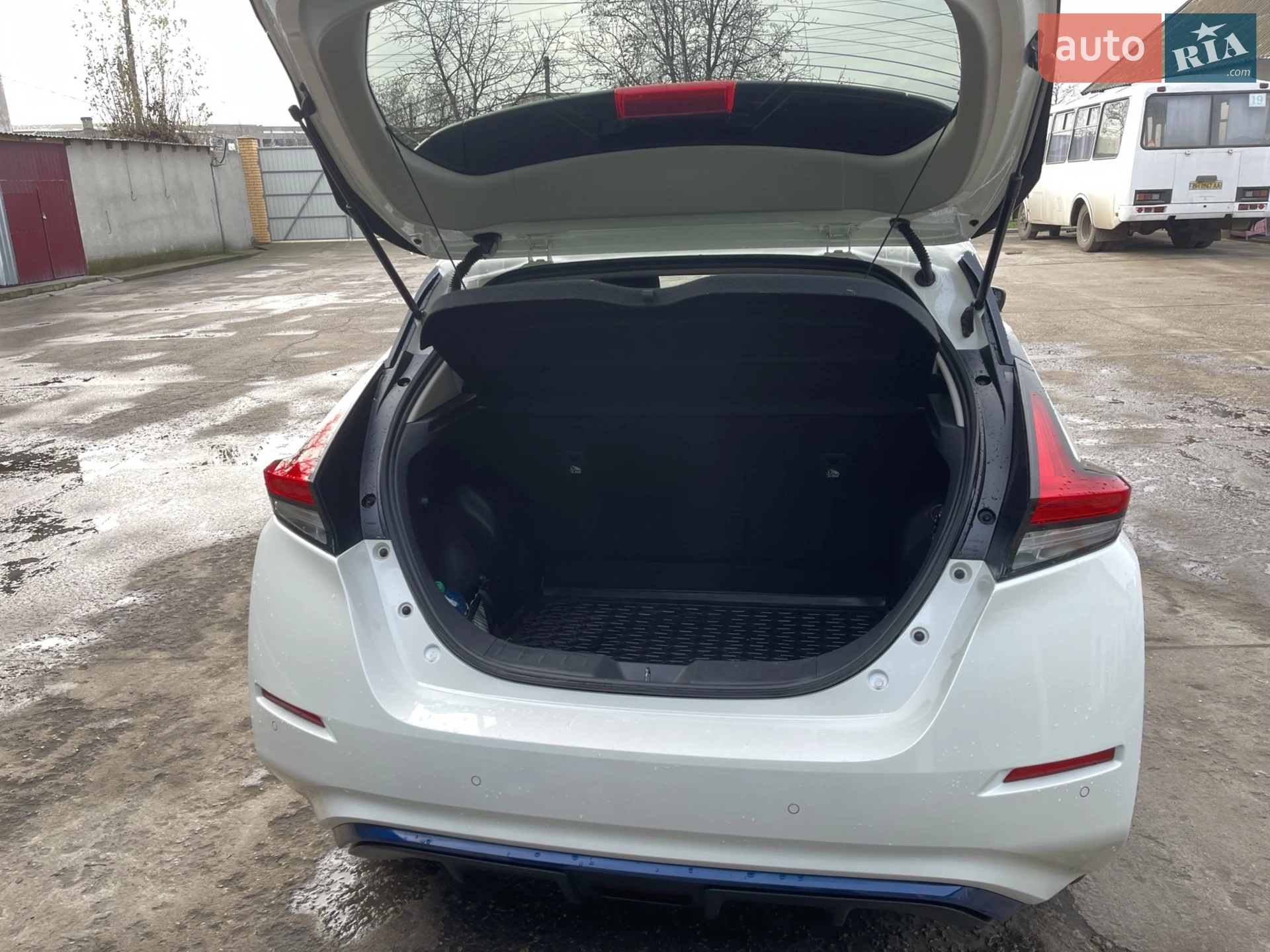 2021 Nissan Leaf - мініатюра 12