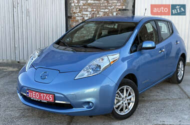 Хэтчбек Nissan Leaf 2013 в Сарнах