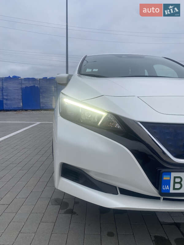 Хэтчбек Nissan Leaf 2019 в Одессе