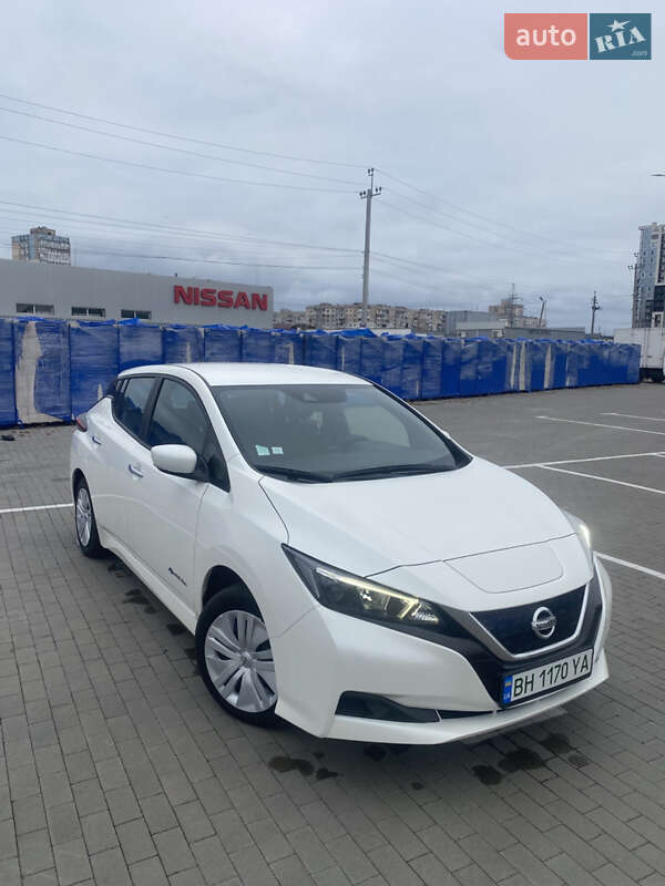 Хэтчбек Nissan Leaf 2019 в Одессе