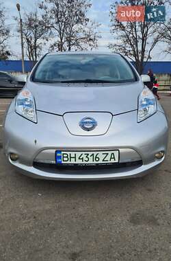 Хетчбек Nissan Leaf 2014 в Одесі