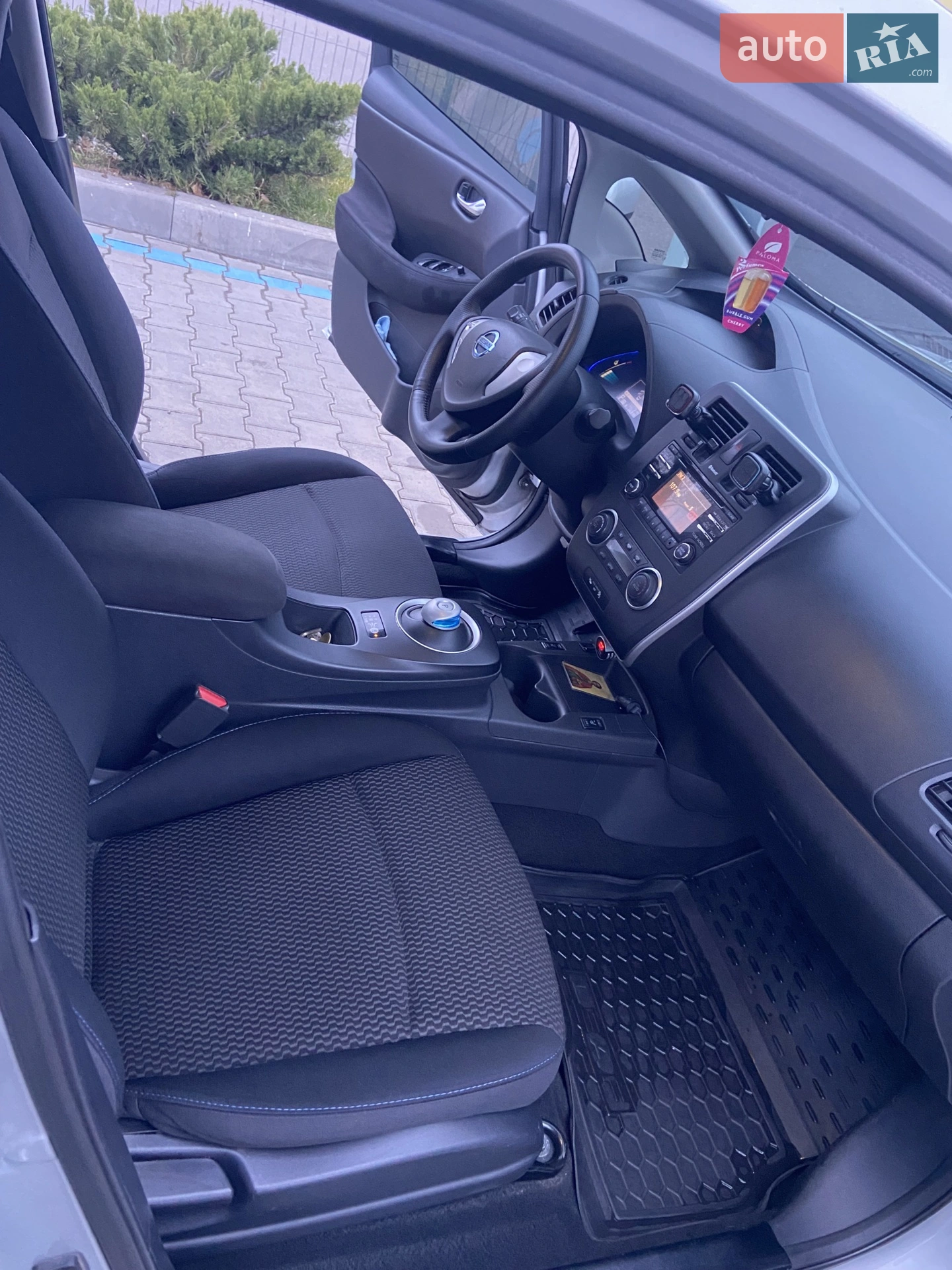 2014 Nissan Leaf - мініатюра 11