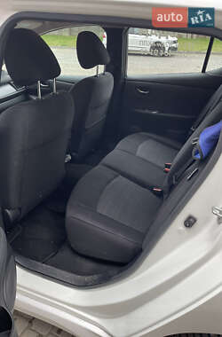 Хэтчбек Nissan Leaf 2022 в 