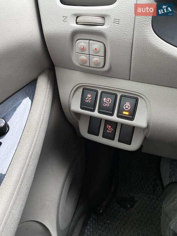Хэтчбек Nissan Leaf 2012 в Черкассах