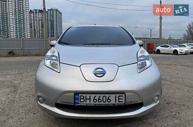 Хетчбек Nissan Leaf 2014 в Одесі