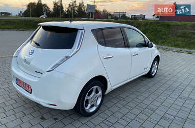 Хэтчбек Nissan Leaf 2016 в Стрые