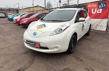 Хетчбек Nissan Leaf 2014 в Запоріжжі