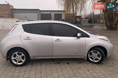 Хетчбек Nissan Leaf 2013 в Володимирі