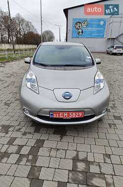 Хетчбек Nissan Leaf 2015 в Луцьку