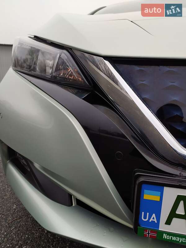 Хэтчбек Nissan Leaf 2018 в Боярке