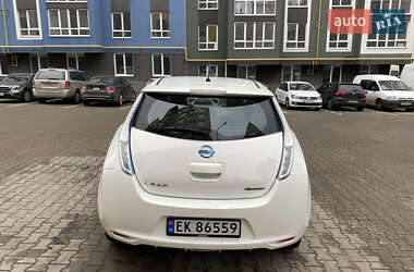 Хетчбек Nissan Leaf 2014 в Чернівцях