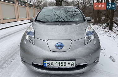 Хэтчбек Nissan Leaf 2015 в Киеве