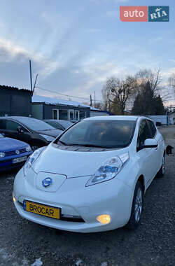 Хетчбек Nissan Leaf 2015 в Луцьку