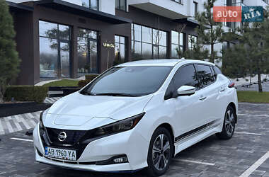 Хетчбек Nissan Leaf 2020 в Ужгороді