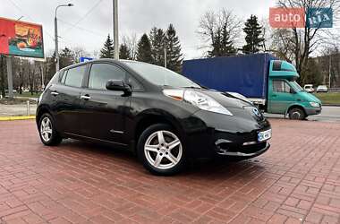 Хетчбек Nissan Leaf 2015 в Рівному