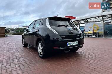 Хетчбек Nissan Leaf 2015 в Рівному