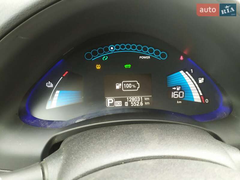 Хетчбек Nissan Leaf 2015 в Житомирі