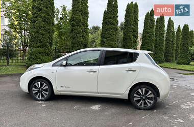 Хетчбек Nissan Leaf 2014 в Івано-Франківську