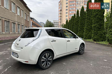 Хетчбек Nissan Leaf 2014 в Івано-Франківську