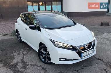 Хетчбек Nissan Leaf 2021 в Чернівцях