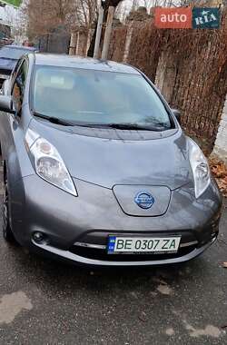 Хетчбек Nissan Leaf 2014 в Миколаєві