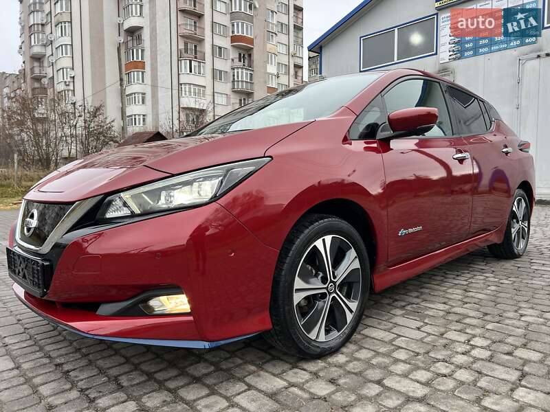 Хетчбек Nissan Leaf 2019 в Львові