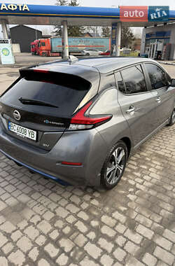 Хэтчбек Nissan Leaf 2019 в Львове