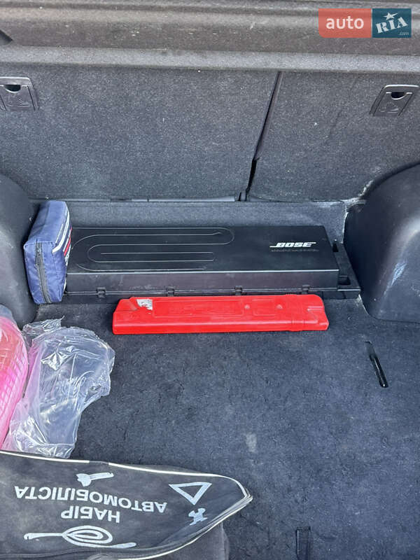 Хетчбек Nissan Leaf 2013 в Володимирі