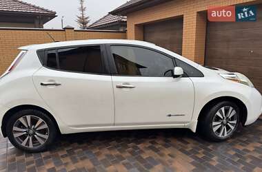 Хетчбек Nissan Leaf 2015 в Харкові