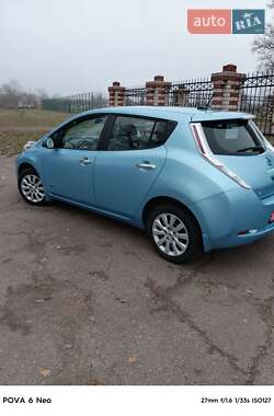 Хетчбек Nissan Leaf 2014 в Ніжині