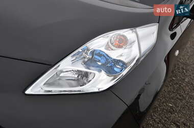 Хэтчбек Nissan Leaf 2015 в 