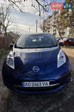 Хэтчбек Nissan Leaf 2016 в 
