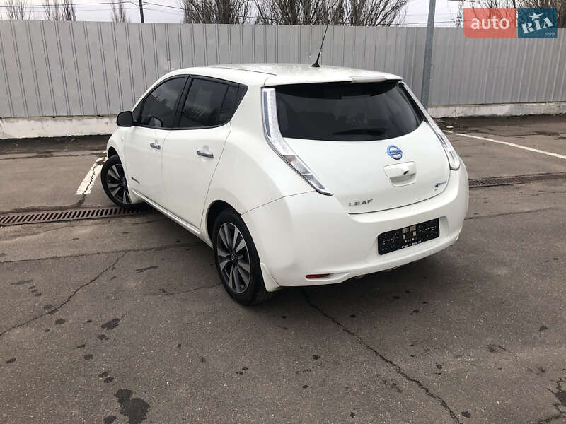 Хэтчбек Nissan Leaf 2016 в Николаеве фото 4 Хэтчбек Nissan Leaf 2016 в Николаеве