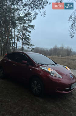 Хетчбек Nissan Leaf 2015 в Сумах